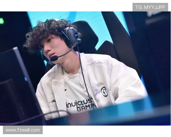 IG以54分领跑世界大师赛积分榜争夺激烈引发关注 IG以54分领跑世界大师赛积分榜争夺激烈引发关注