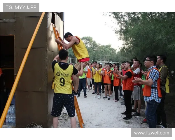 成都攀岩队荣登攀岩团队协作排行榜第一名展现卓越团队精神与实力