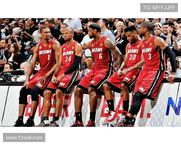 迈阿密热火与费城76人激战正酣谁将赢得这场季后赛巅峰对决