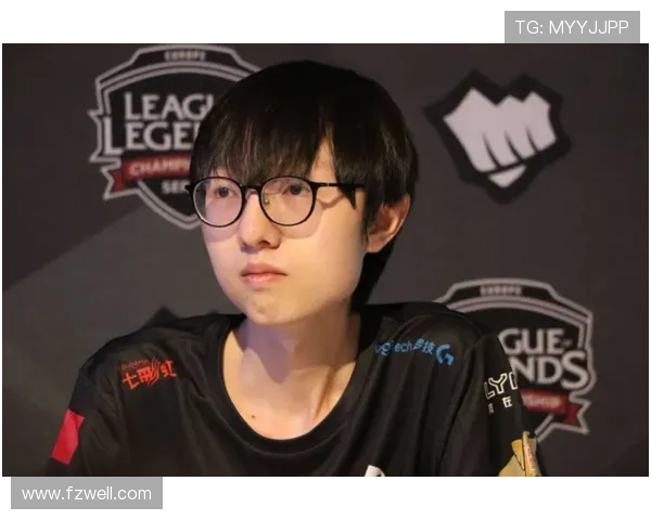 RNG在大师赛中的意识表现分析与战术解读